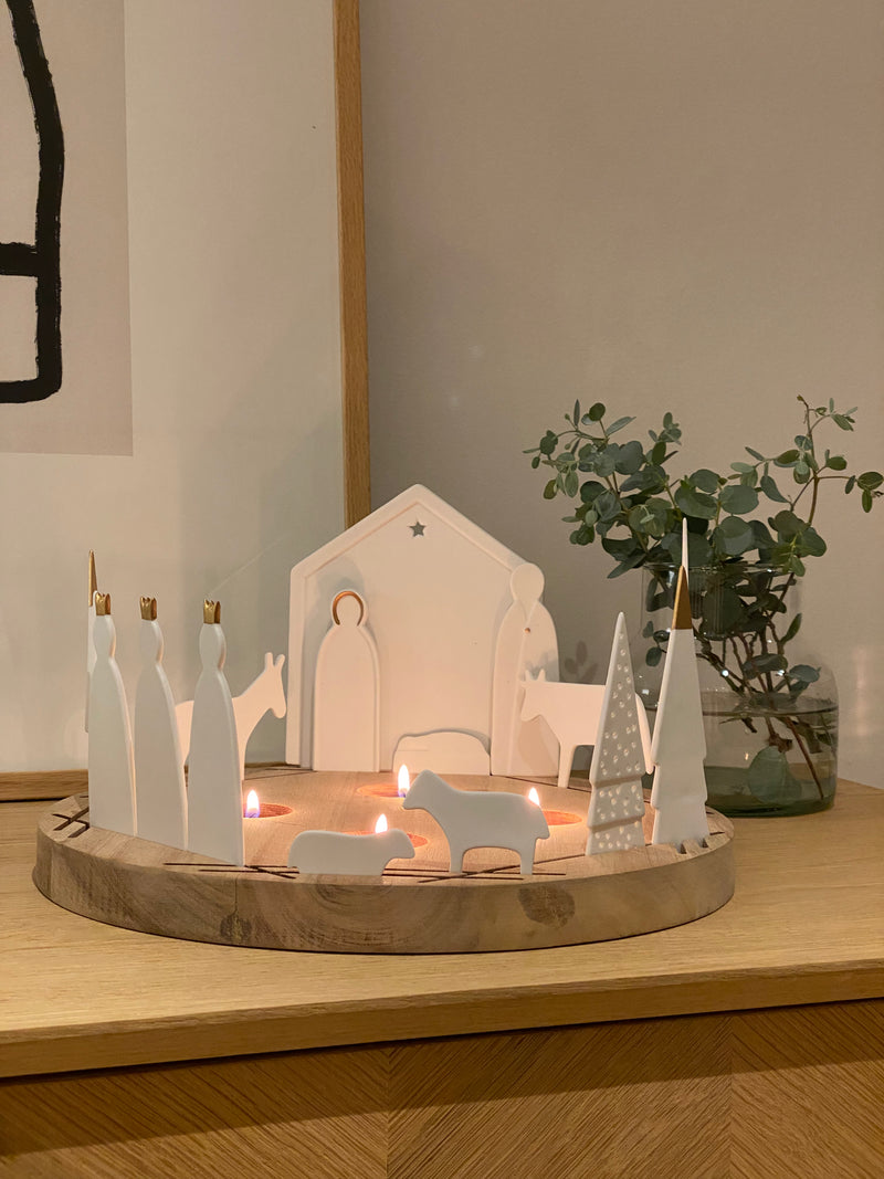 ROUND NATIVITY SCENE