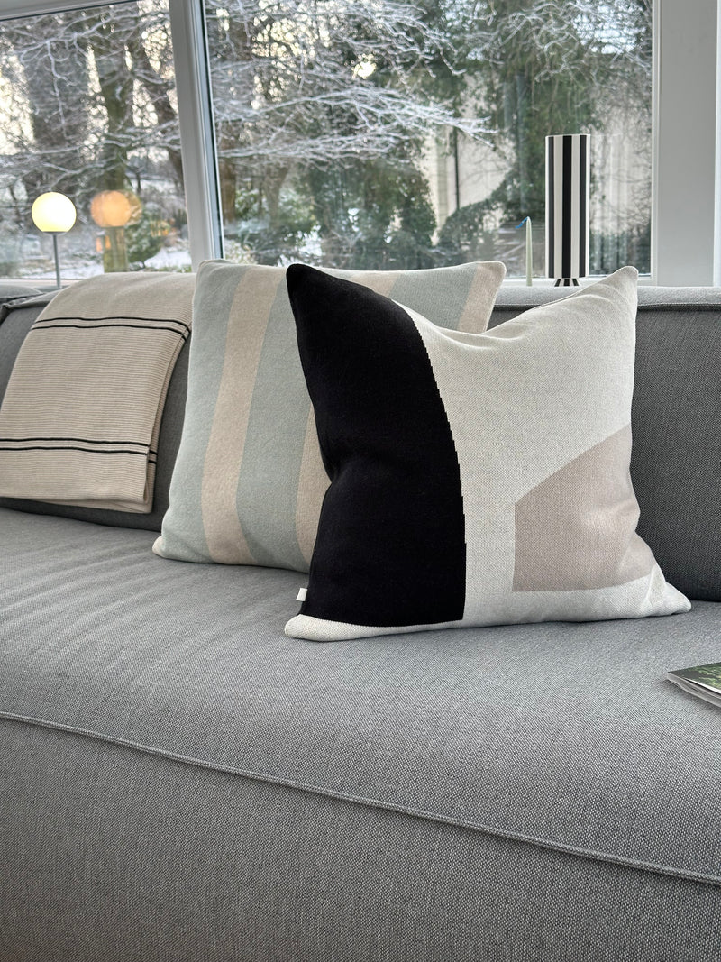 BLOCK STRIPE CUSHION