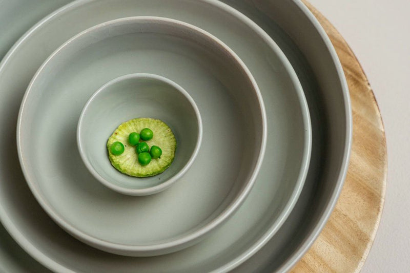 MINT STONEWARE RUTUNDA BOWL