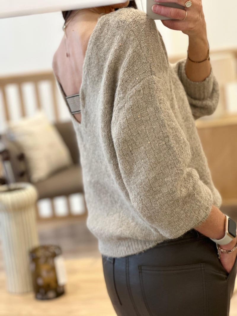 TAUPE LOOSE SWEATER