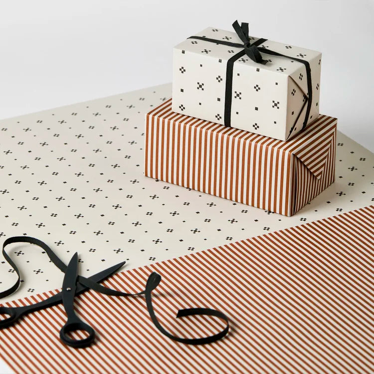 CINNAMON STRIPE GIFT WRAP
