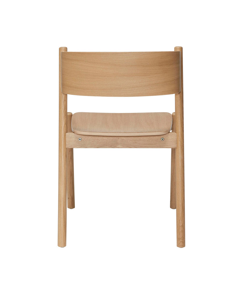 OBLIQUE DINING CHAIR