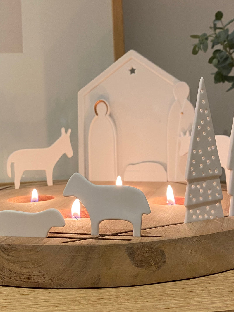 ROUND NATIVITY SCENE