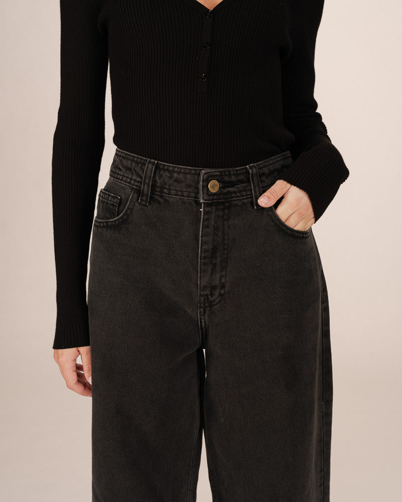 BLACK JONAS JEANS