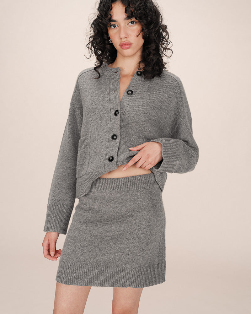GREY KNITTED SKIRT