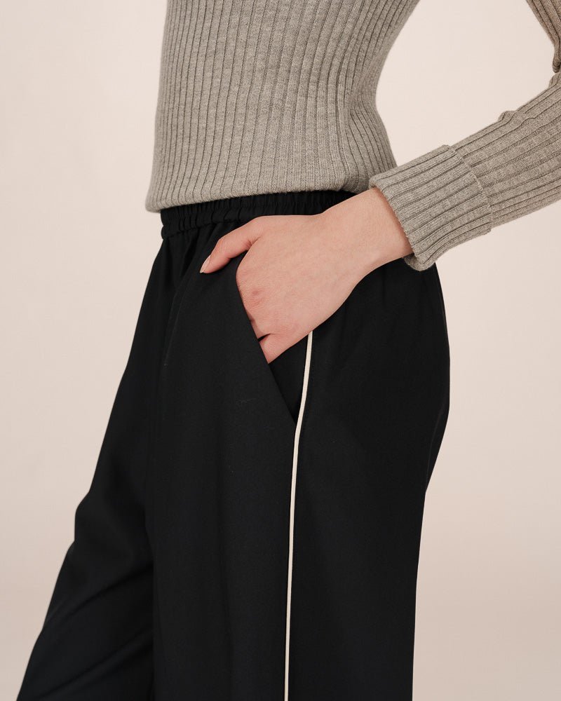 NAVY STRIPE TROUSER