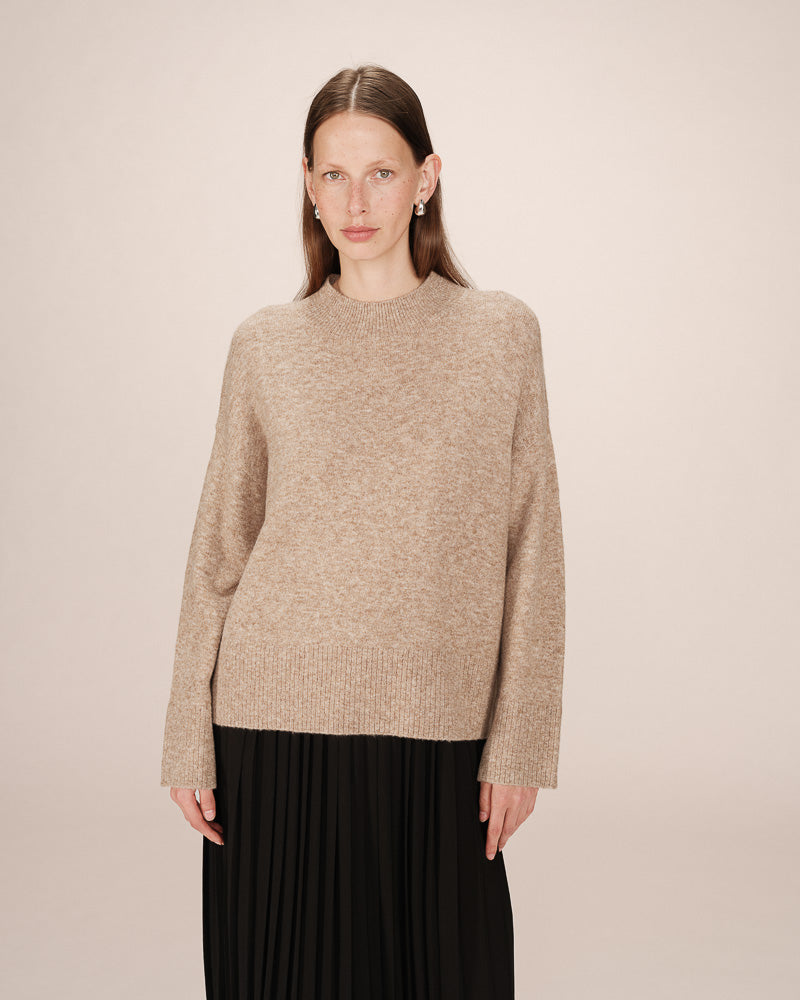 STONE SWEATER