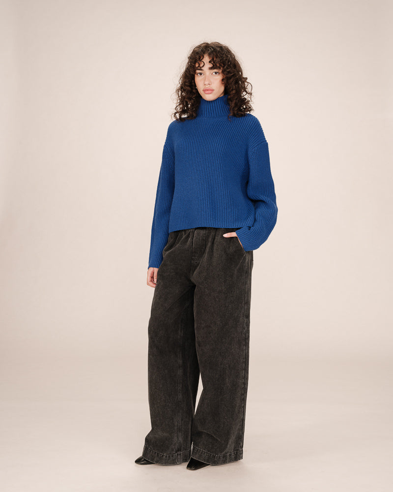 COBALT BLUE SWEATER