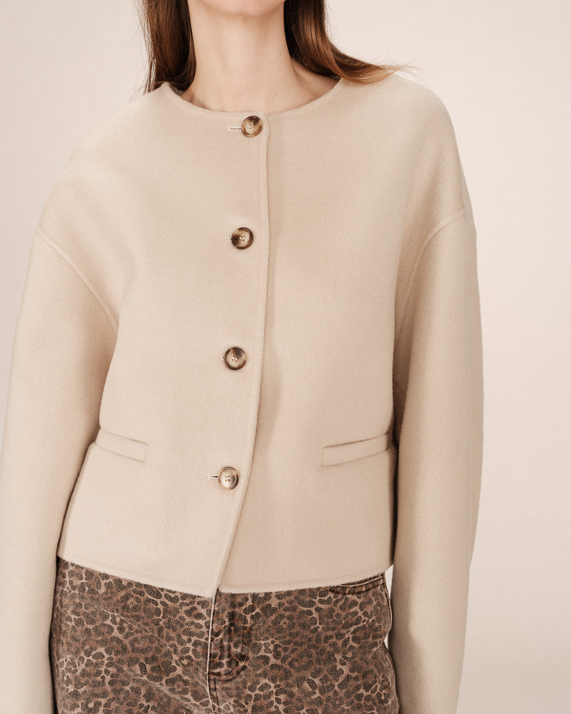 BEIGE SHORT JACKET