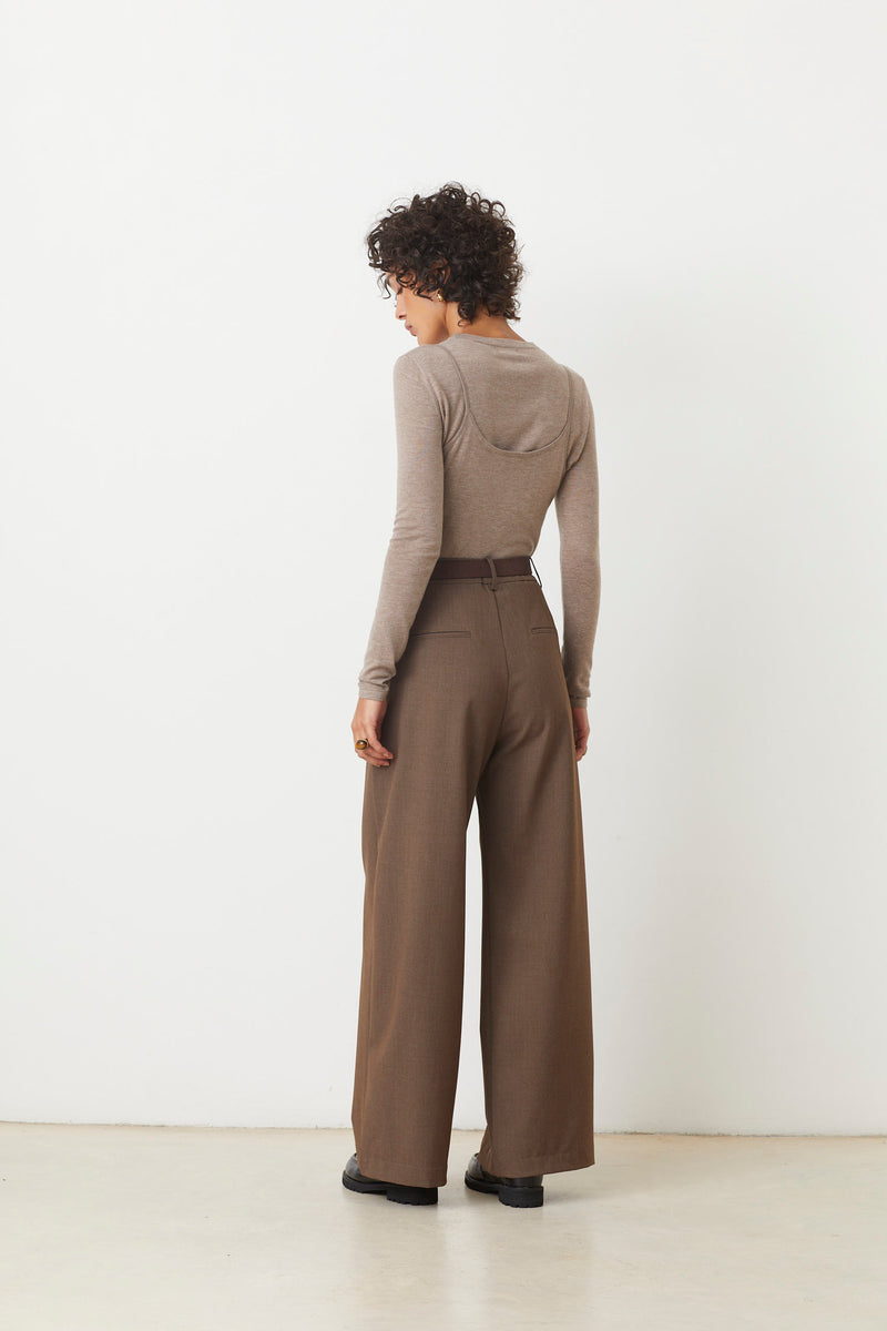 JONAS MOCHA TROUSERS