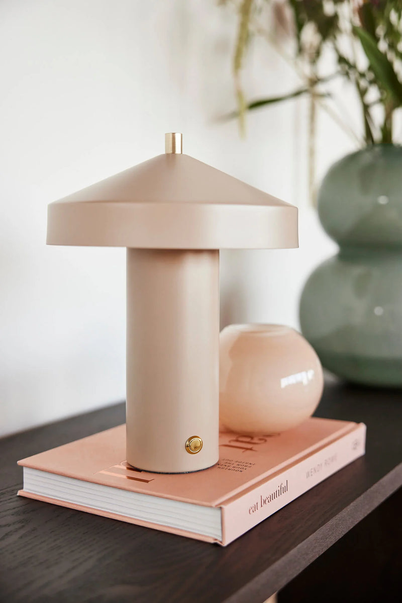 HATTO RECHARGABLE LAMP