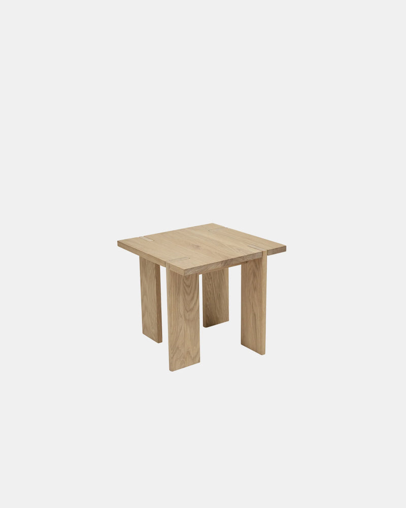 OY SQUARE LOW TABLE