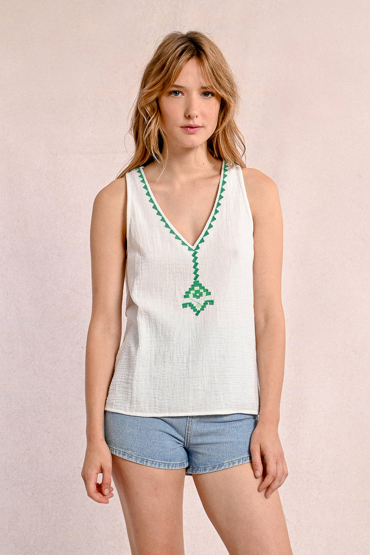 GREEN EMBROIDERY TOP
