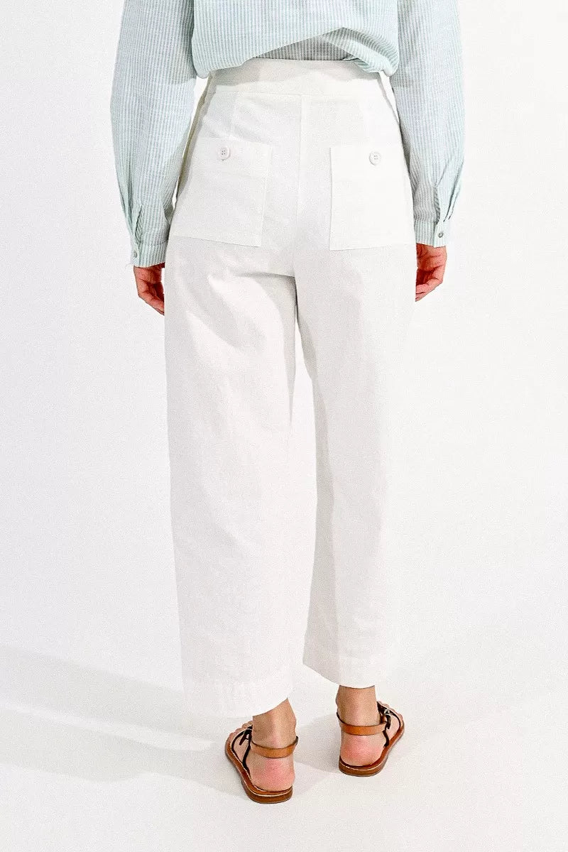 WHITE TAPERED CROP TROUSERS