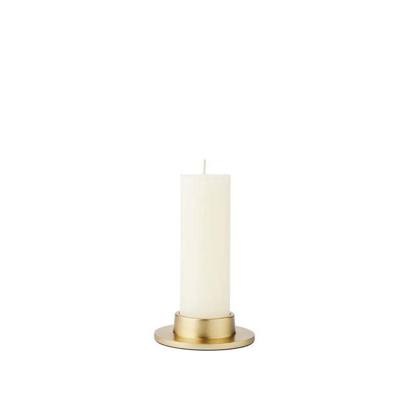 SHORT BRASS MARO CANDLE HOLDER