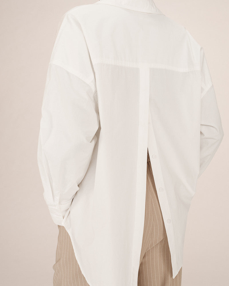 WHITE SHIRT