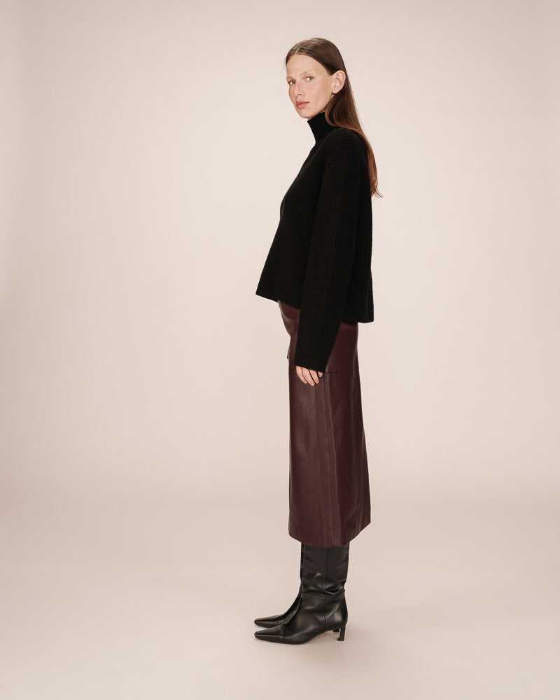 PLUM FAUX LEATHER MIDI SKIRT