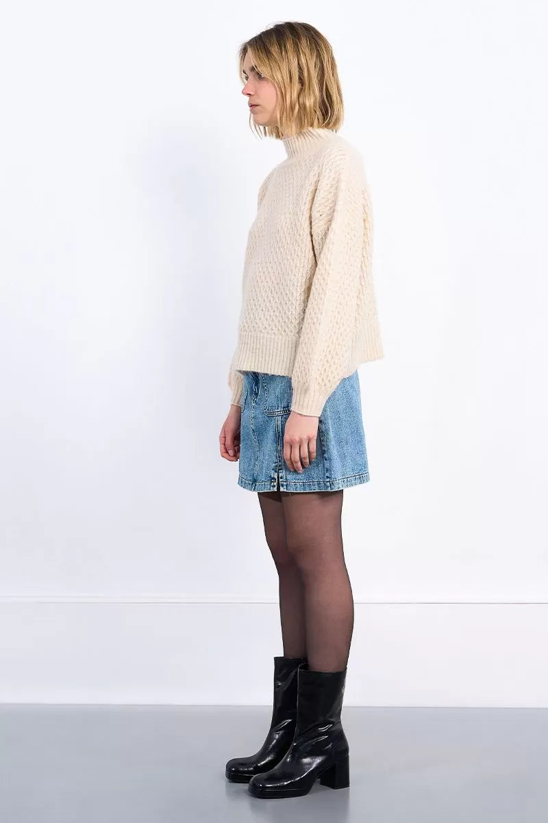 BEIGE CABLE SWEATER