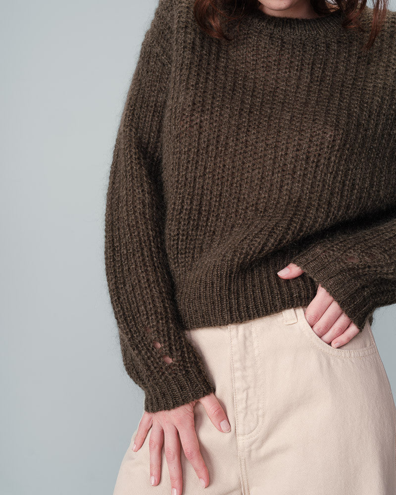 NAISSANCE KHAKI SWEATER