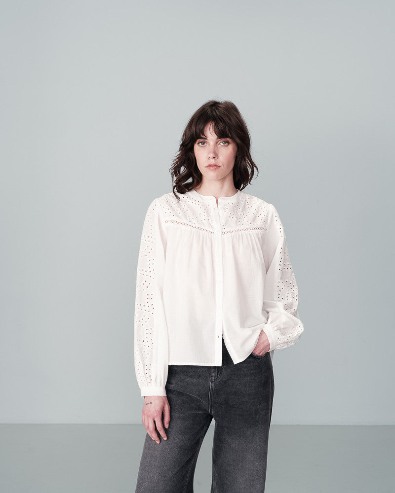 NOLISA WHITE BLOUSE