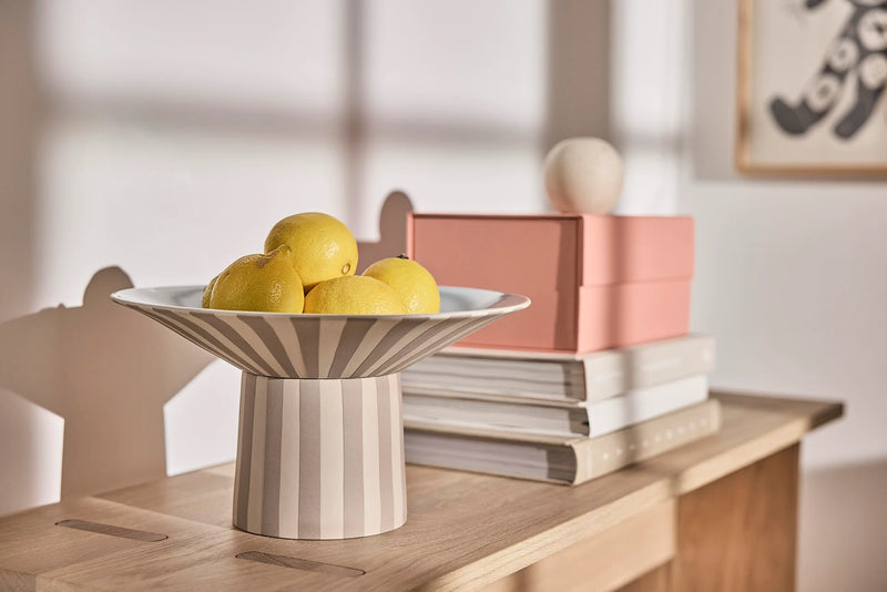 TOPPU STRIPE CENTREPIECE