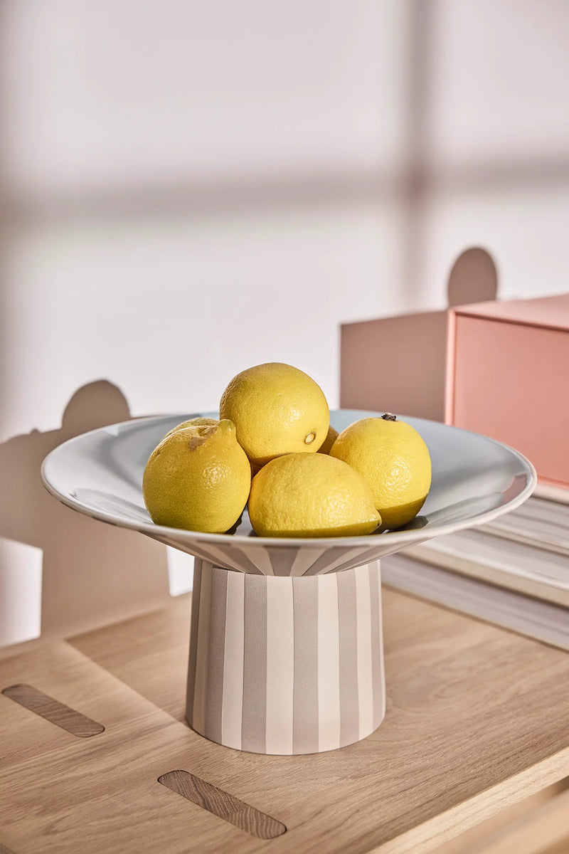 TOPPU STRIPE CENTREPIECE
