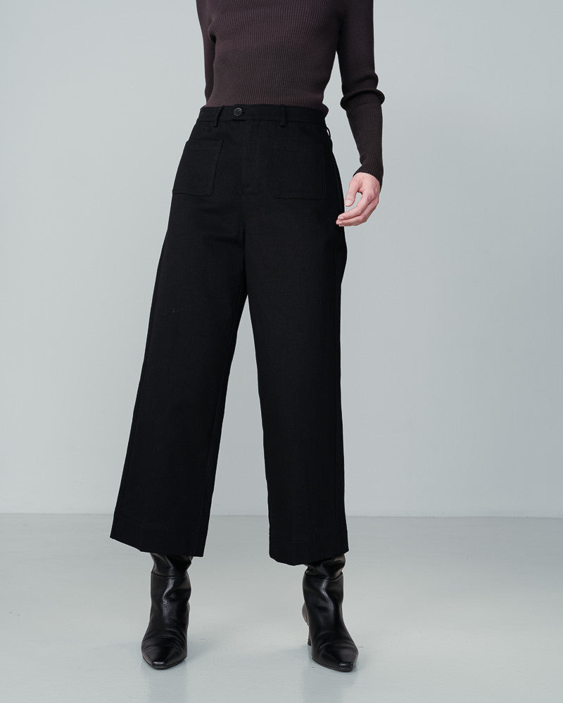 NINO BLACK CROP TROUSERS