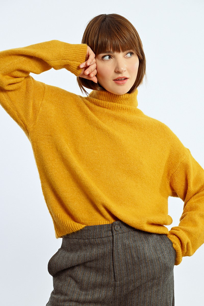 SAFFRON YELLOW POLO NECK