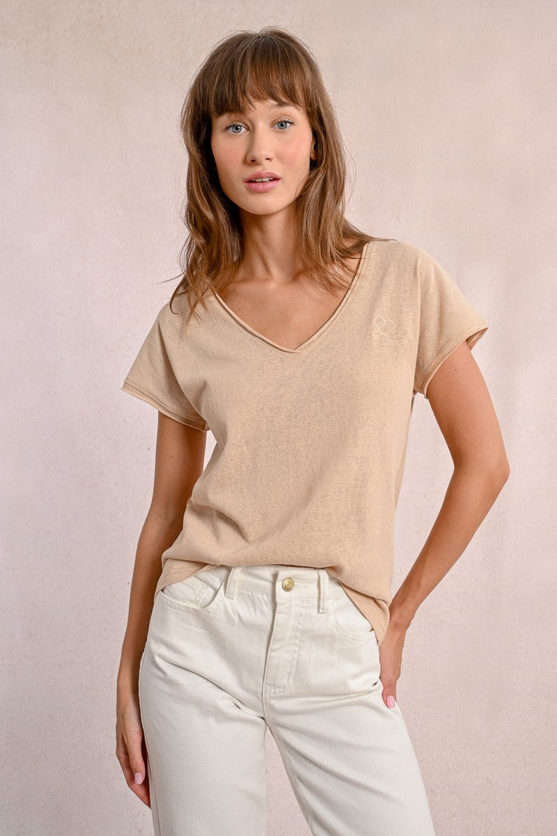 BEIGE T SHIRT