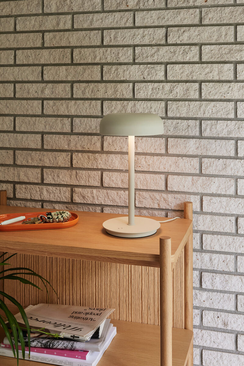 VELO TABLE LAMP - SAND