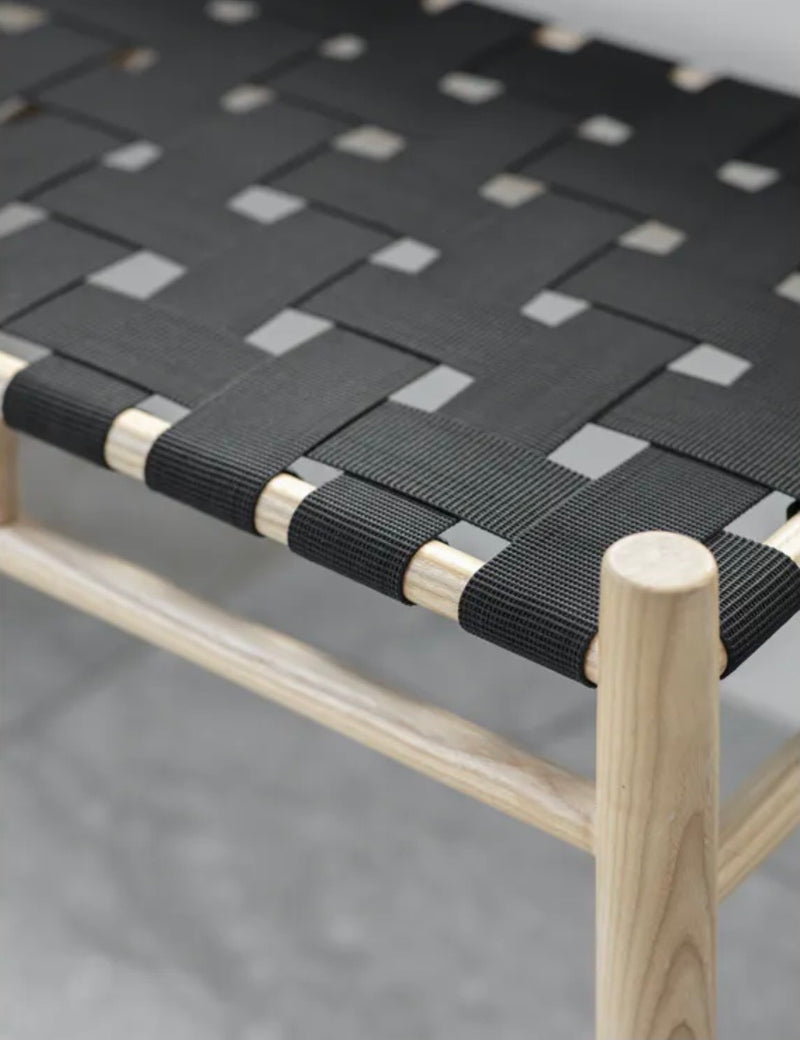 BLACK WOVEN BENCH